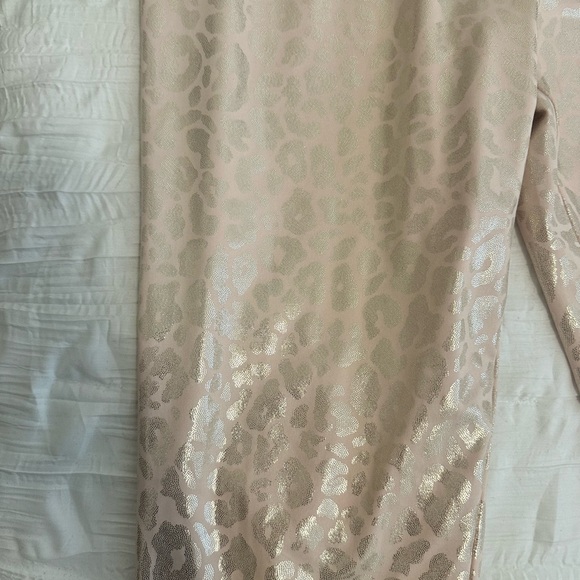 Forever 21 metallic leopard activewear leggings size large - Picture 4 of 4